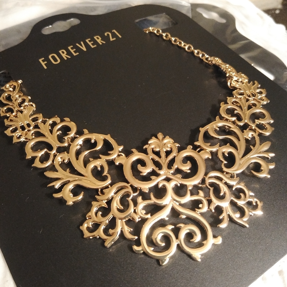 Forever 21 Necklace